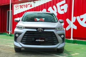 toyota avanza 5 2025 tampak depan
