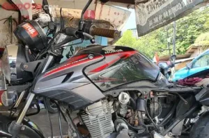 Honda Tiger PC 2009 tampak samping